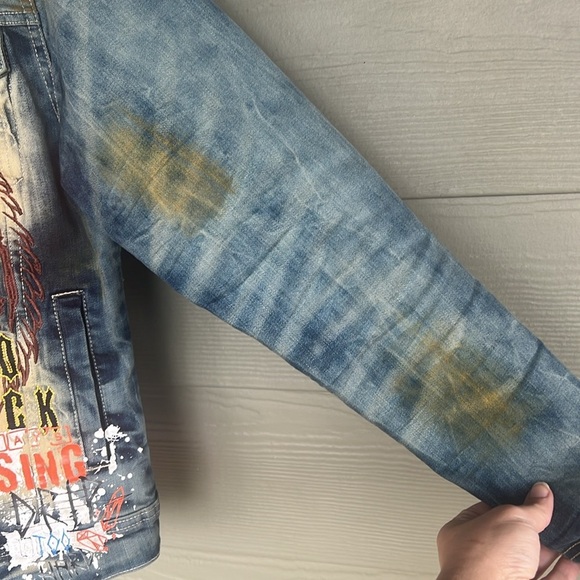 Copper Rivet “Wild Free” Sequin Tiger Denim Jacket - Picture 6 of 16